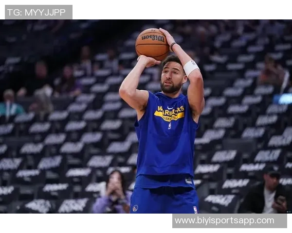 克莱汤普森状态低迷9投仅3中三分球命中率惨淡仅1中6 克莱汤普森状态低迷9投仅3中三分球命中率惨淡仅1中6