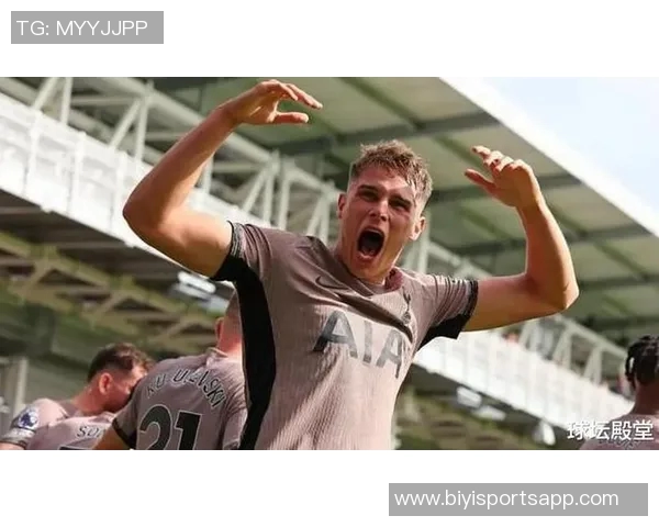 乌多吉回忆被持枪威胁经历热刺夺欧联杯如梦初醒的感受